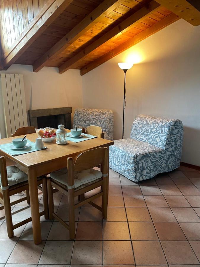 Appartement La Casa Rustica Di Ale E Becky à Bergame Extérieur photo