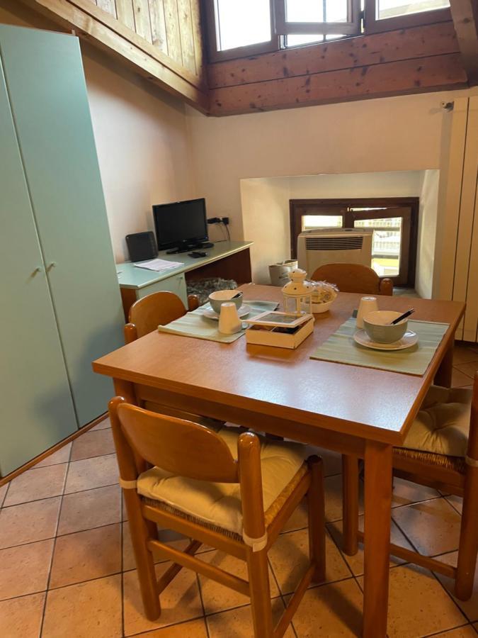 Appartement La Casa Rustica Di Ale E Becky à Bergame Extérieur photo