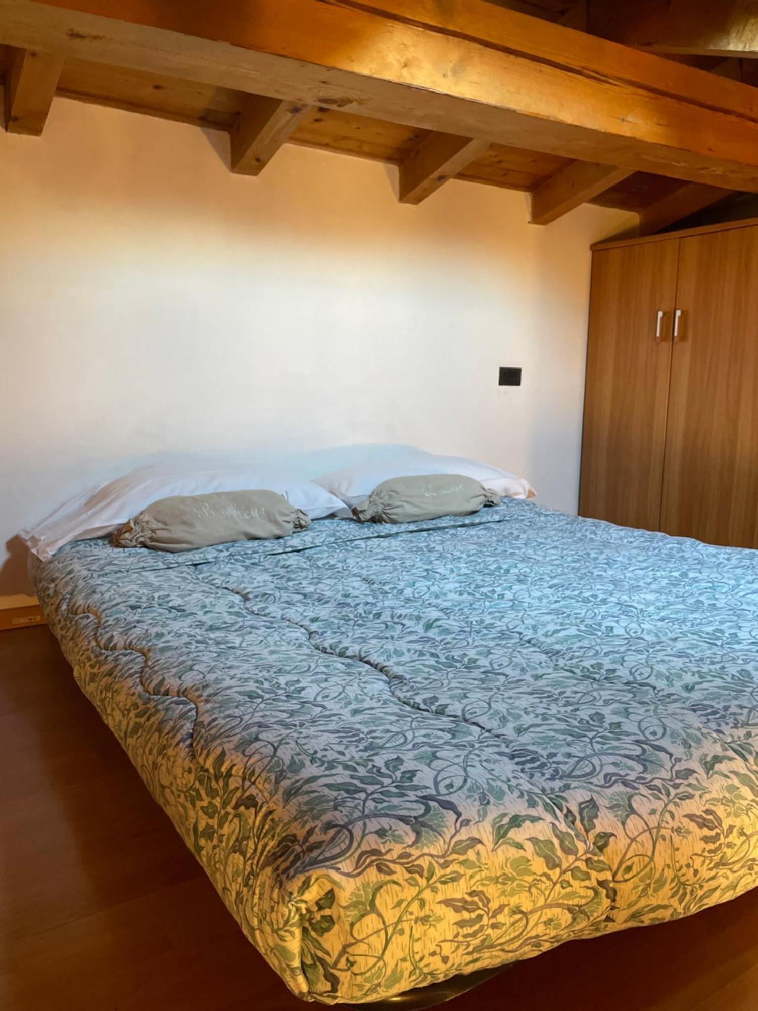 Appartement La Casa Rustica Di Ale E Becky à Bergame Extérieur photo